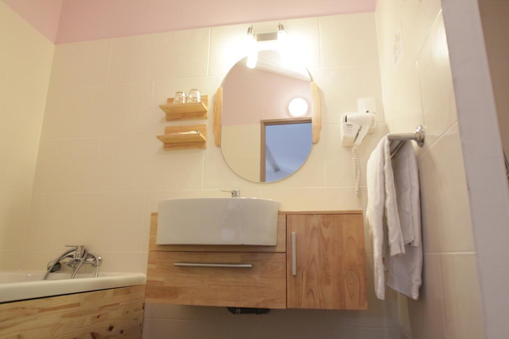Urban Style, Hotel Le Cheval Noir, Saint-Etienne Bagian luar foto