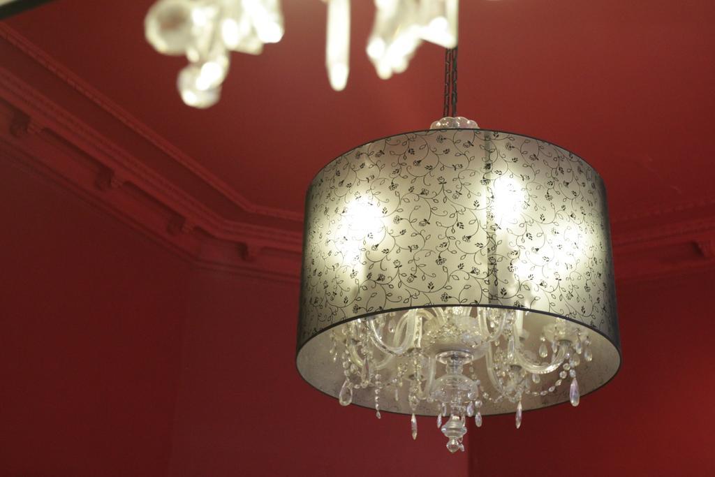 Urban Style, Hotel Le Cheval Noir, Saint-Etienne Bagian luar foto